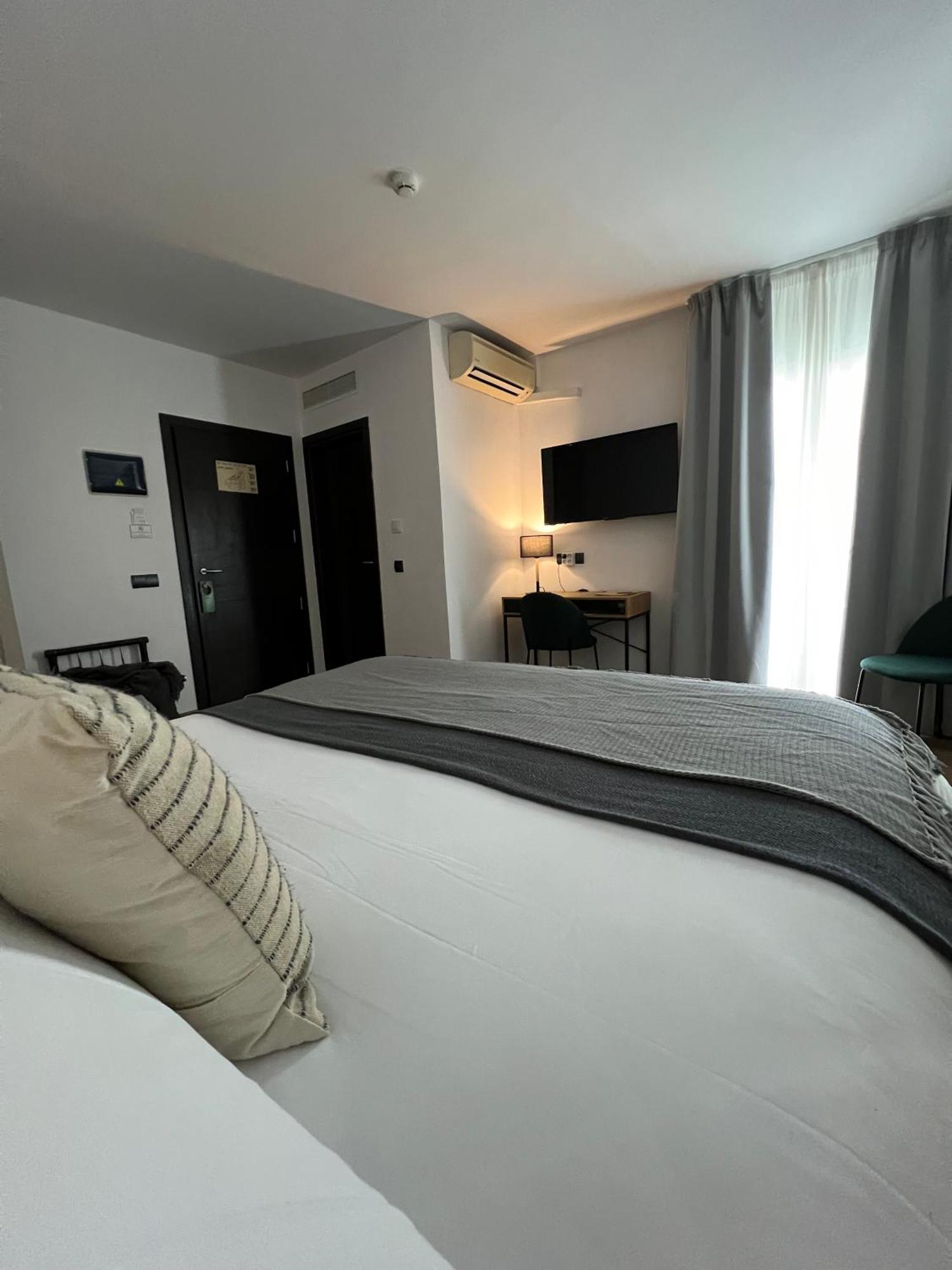 Hotel San Miguel Menorca Mahón Exteriör bild